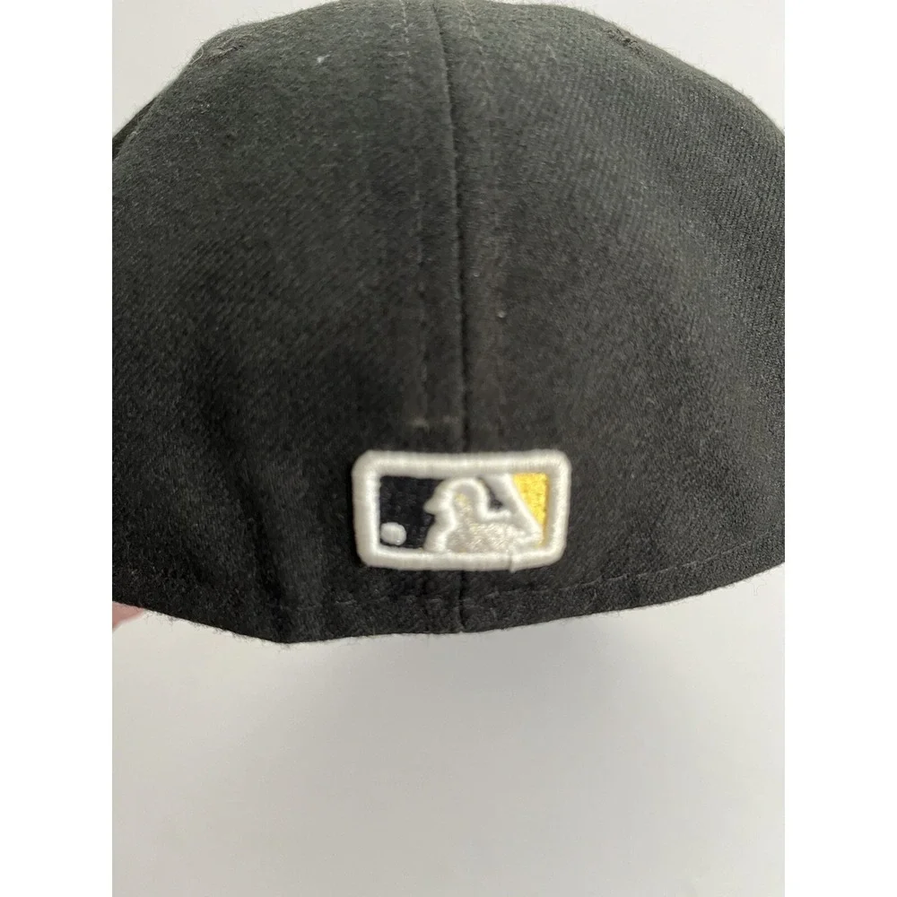 Pittsburgh Pirates New Era 59Fifty MLB Hat‎ Size 7 Exclusive For MLB Players